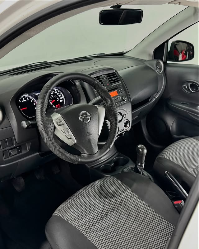 VENDIDO ✅ - Nissan Versa 1.6 S Manual | 2019/2019